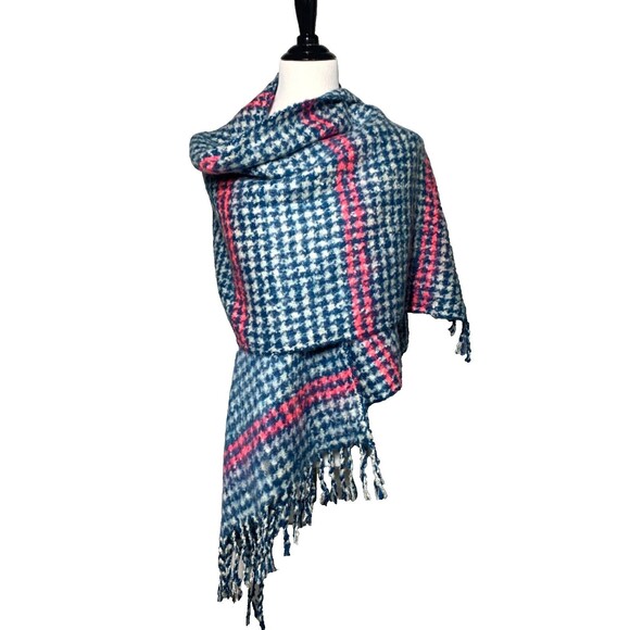 Pistil Designs Gwen Scarf Wrap 19"x79" Fuzzy Fringe Houndstooth Blue Pink NWT - Picture 1 of 6